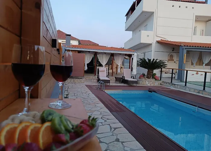 Local Paradise Xilokastro