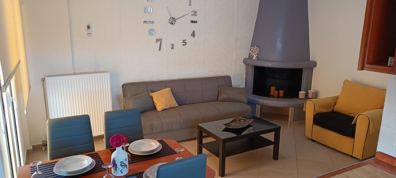 Local Paradise Xilokastro Apartment *