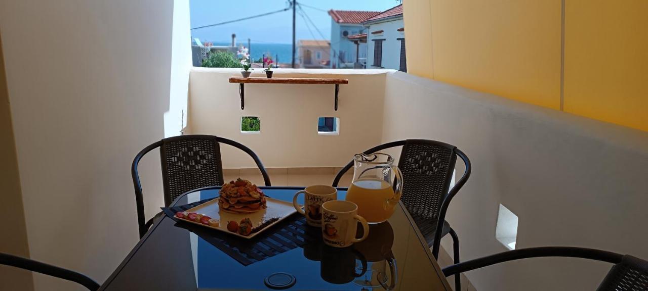 Local Paradise Xilokastro Apartment *